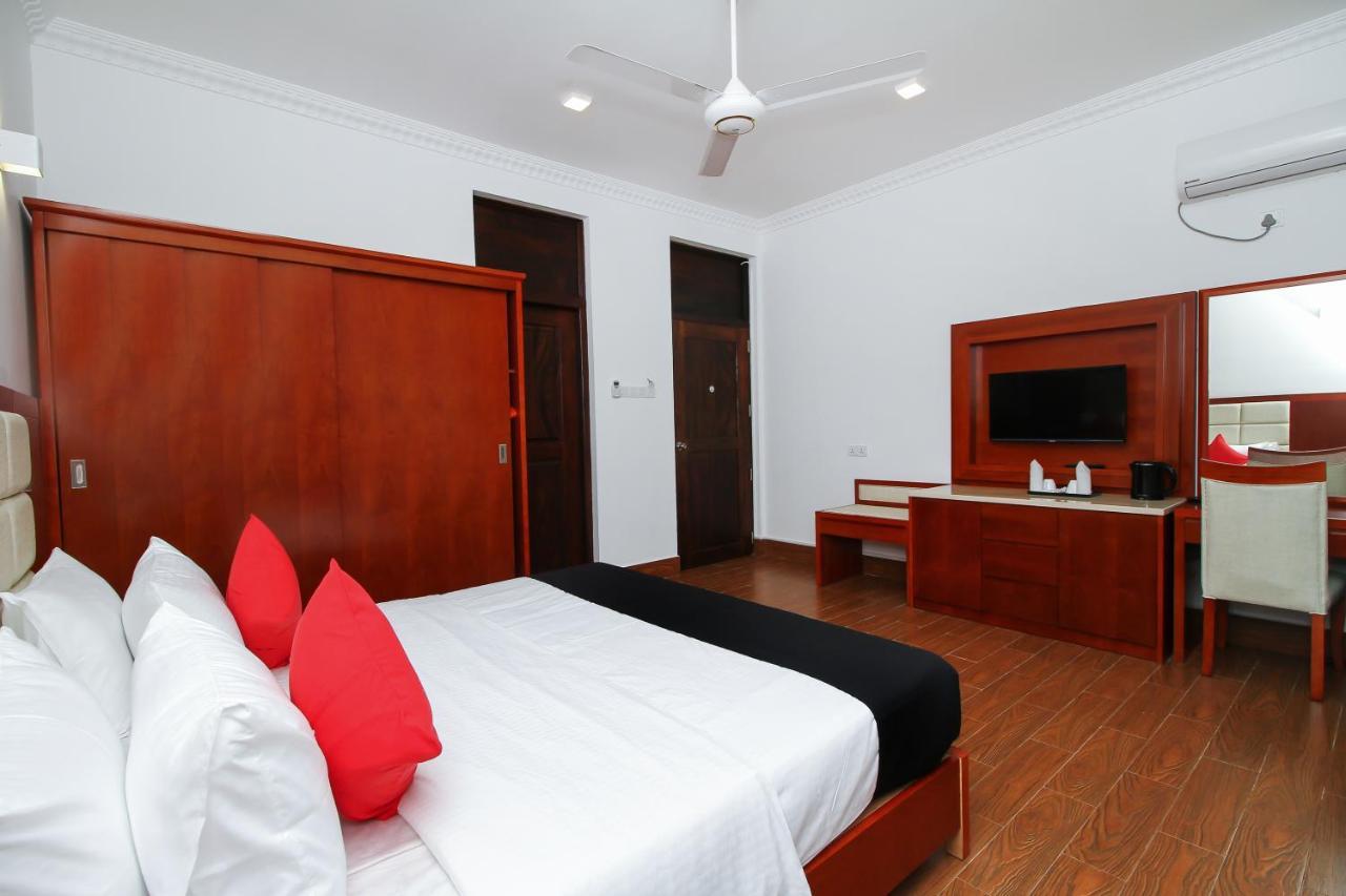Capital Wind Kalpitiya "Wind Beach" Esterno foto