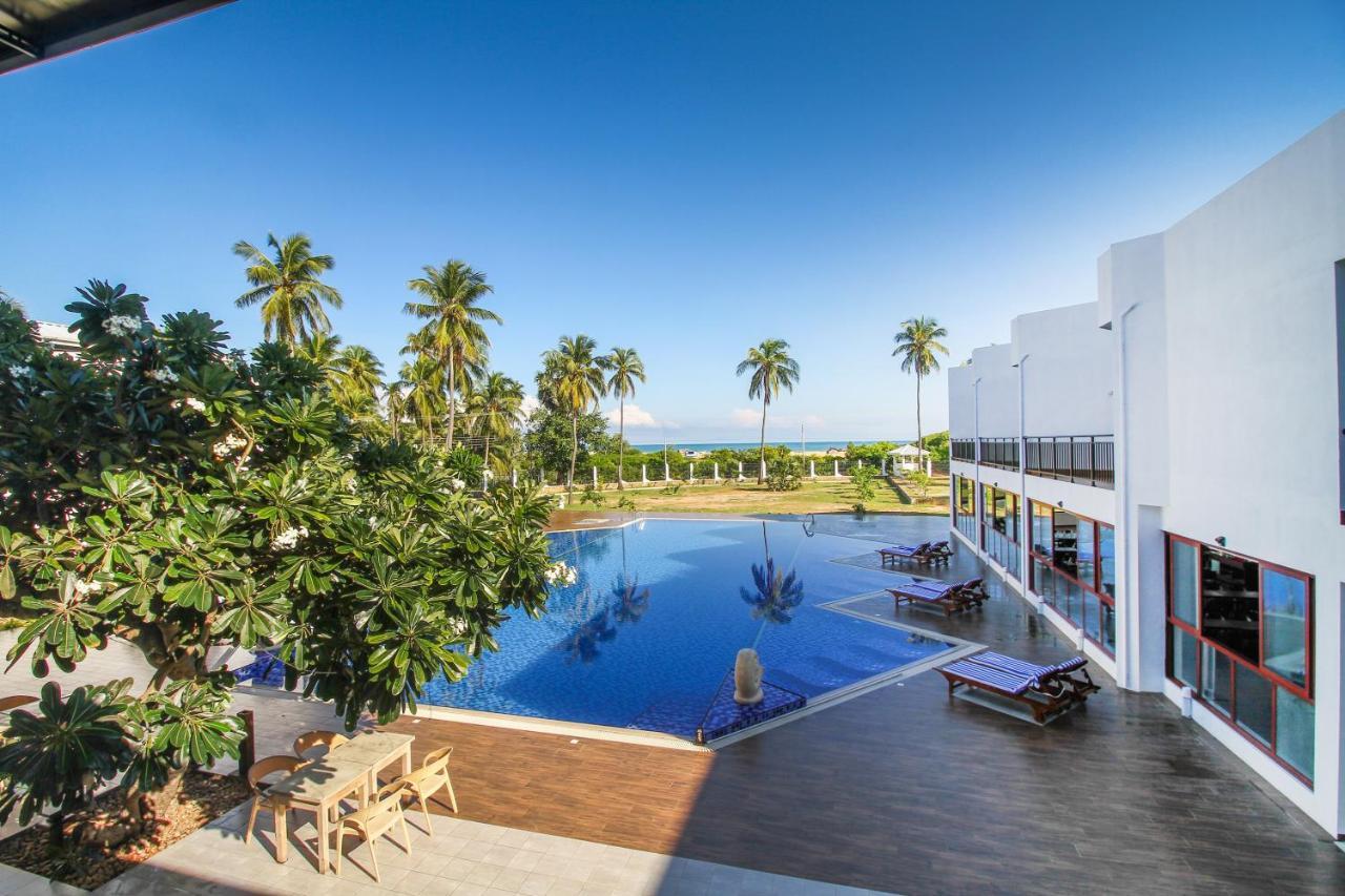 Capital Wind Kalpitiya "Wind Beach" Esterno foto