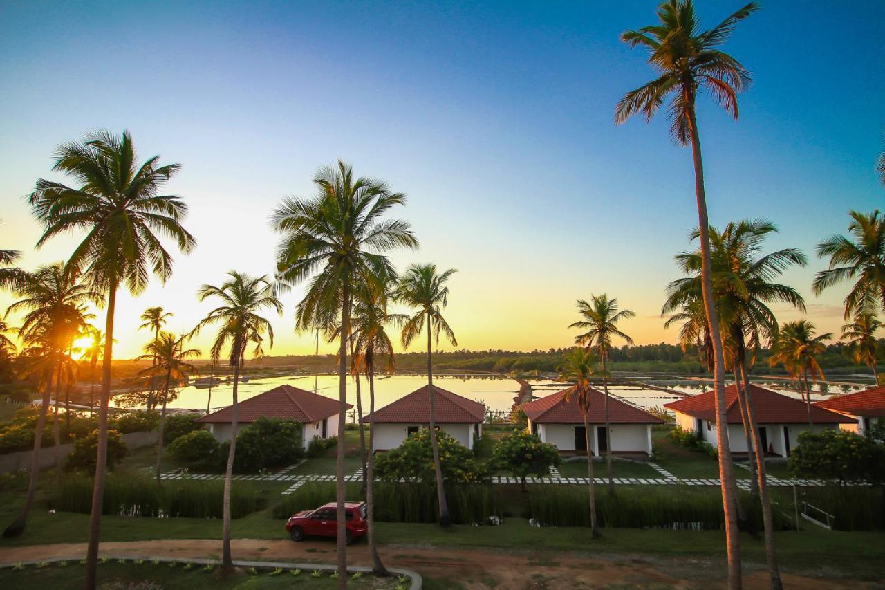 Capital Wind Kalpitiya "Wind Beach" Esterno foto