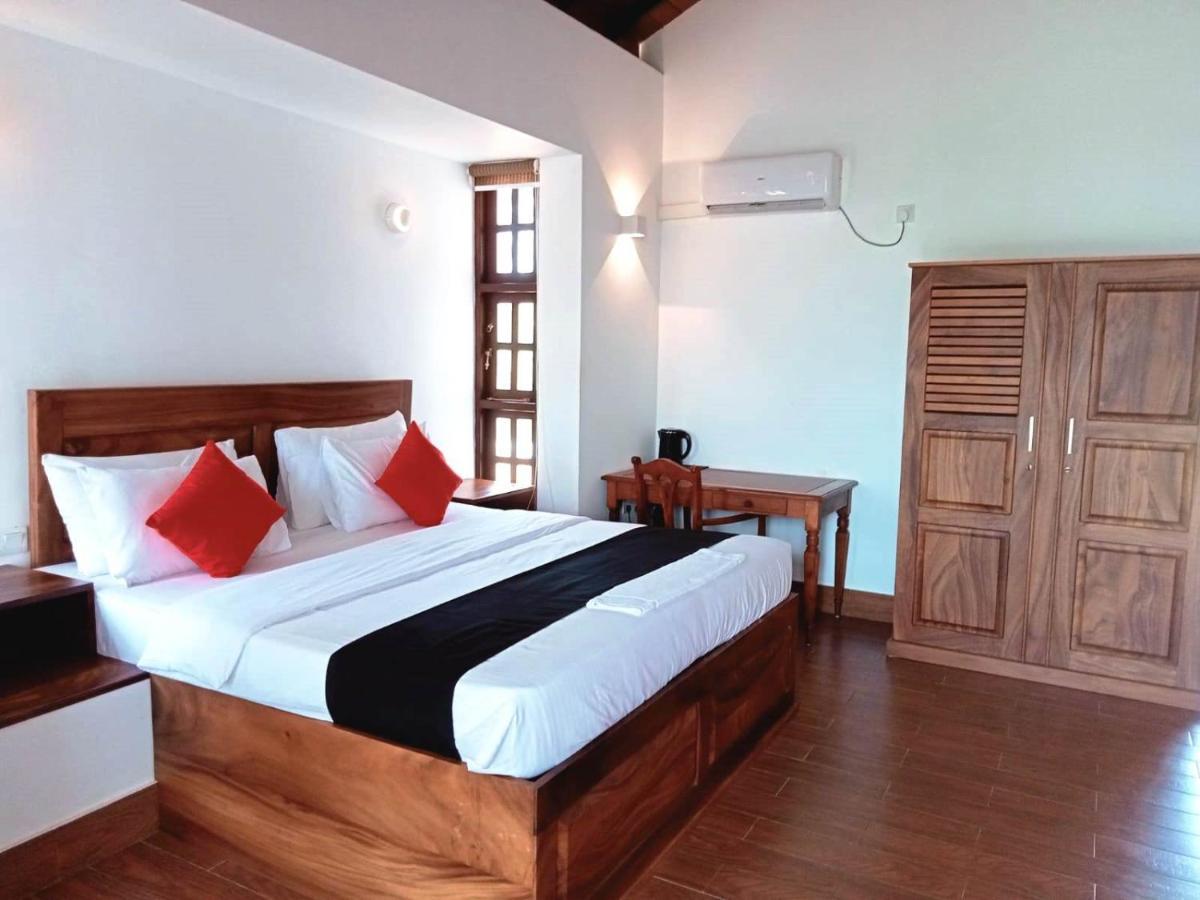 Capital Wind Kalpitiya "Wind Beach" Esterno foto
