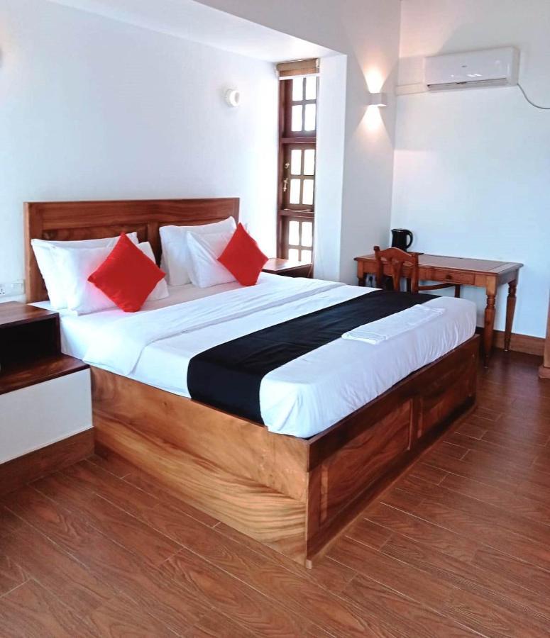 Capital Wind Kalpitiya "Wind Beach" Esterno foto